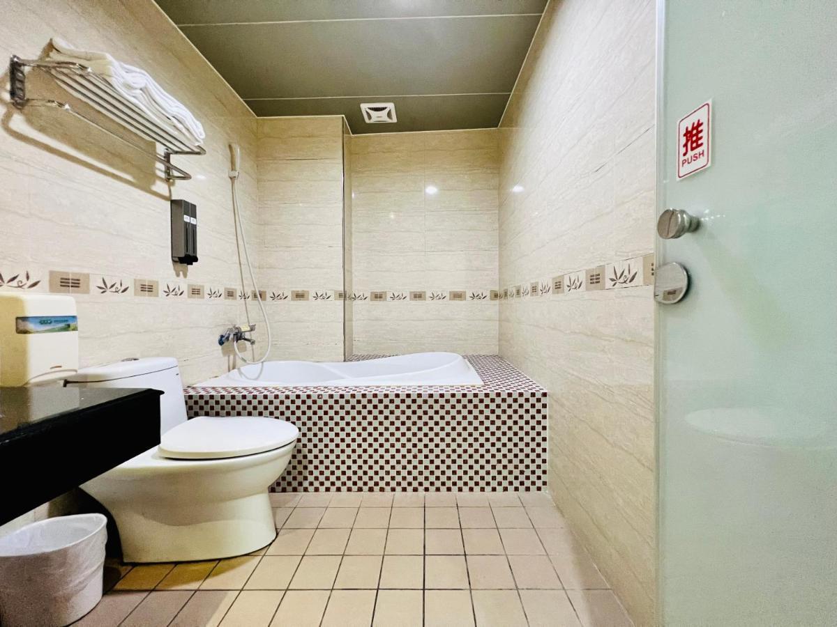Mucha Boutique Hotel Yilan Екстер'єр фото