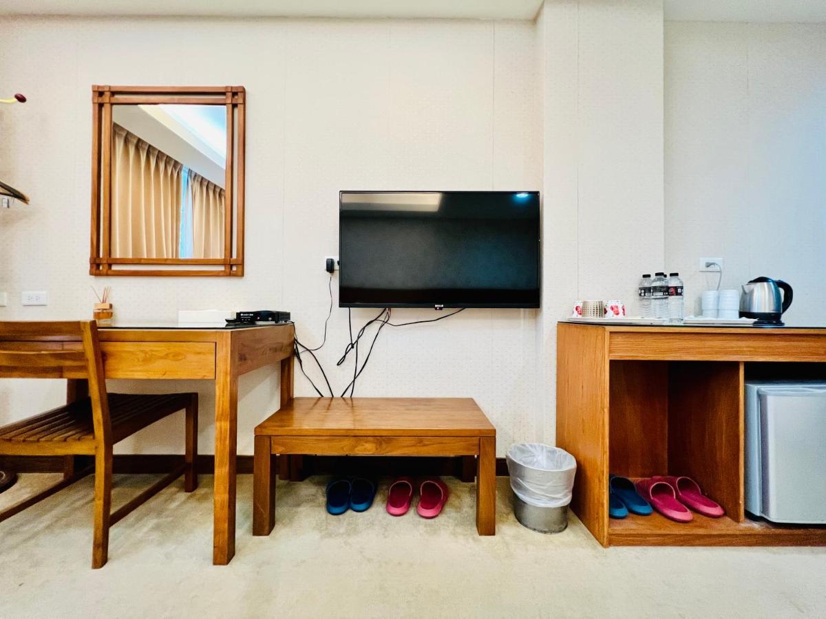 Mucha Boutique Hotel Yilan Екстер'єр фото